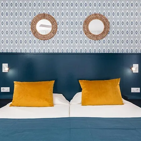 House Hotel *